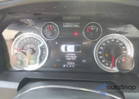 2017 Ram 1500 Big Horn 4X4 6'4 Box из США, поврежденный, VIN 1C6RR7GT5HS521440